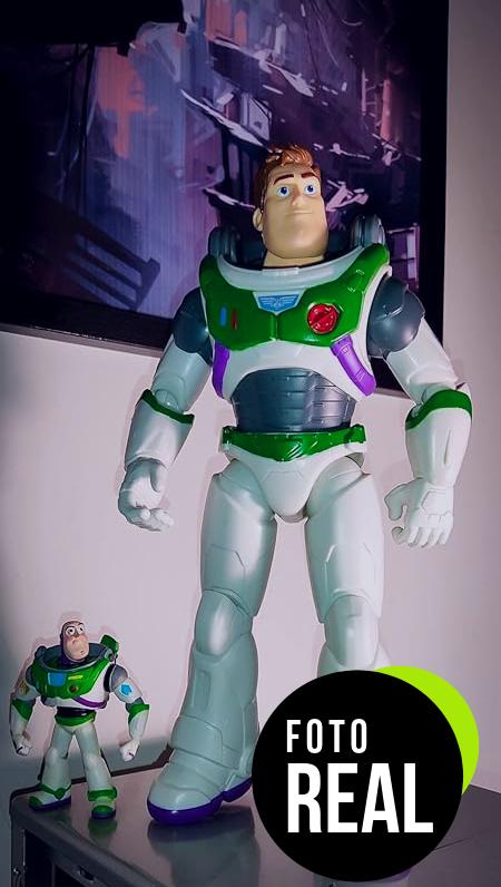buzz-lightyear-figura-foto-3