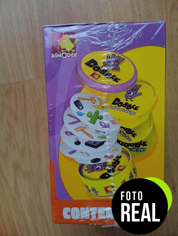 dobble-impermeable-juego-mesa-foto-1