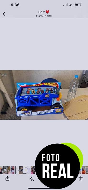 hot-wheels-rino-transportador-foto-1