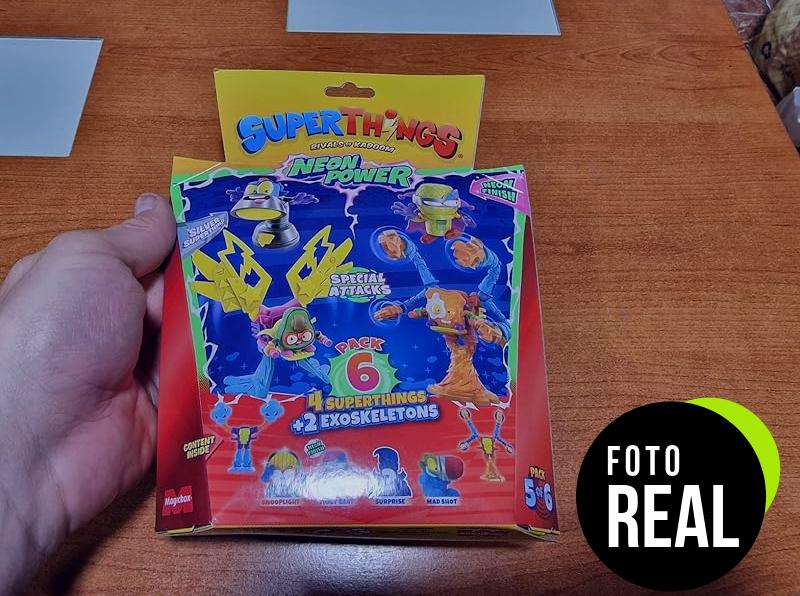 superthings-neon-power-pack-foto-3